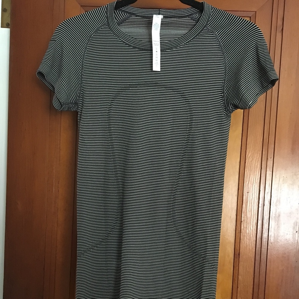 Never Worn Lululemon Shirt